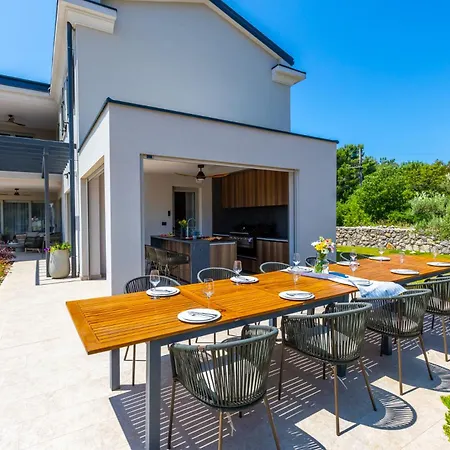 Villa Lipa Kate - Luxury On The Island Of Krk, Croatia Vrbnik (Primorje-Gorski Kotar)
